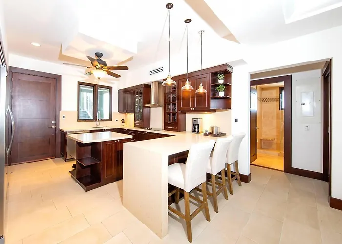 360 Splendor 105a-ocean View 2 Bedroom Condo-breakfast Included! Apartment *