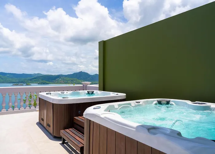 360 Splendor 105a-ocean View 2 Bedroom Condo-breakfast Included! *