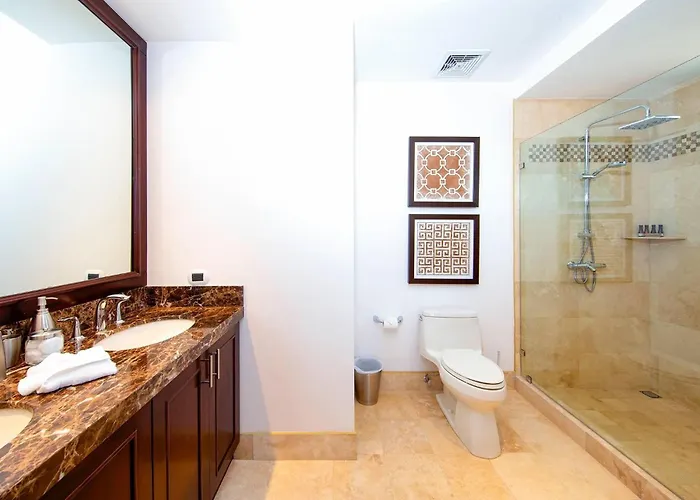 360 Splendor 105a-ocean View 2 Bedroom Condo-breakfast Included! Apartment