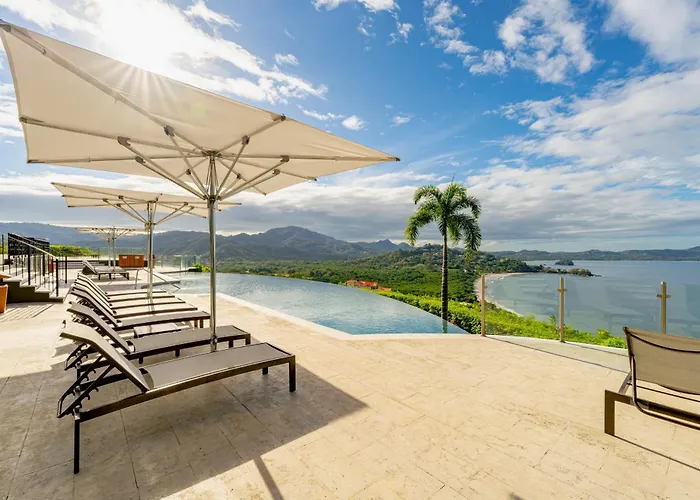 360 Splendor 105a-ocean View 2 Bedroom Condo-breakfast Included! Apartment