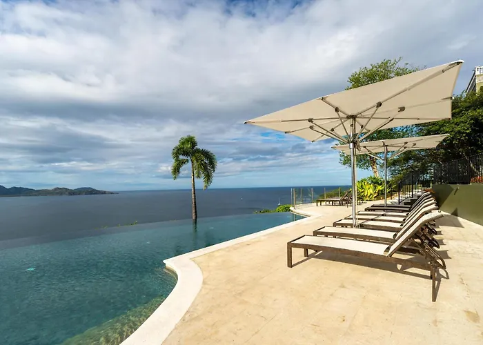 360 Splendor 105a-ocean View 2 Bedroom Condo-breakfast Included! Apartment *
